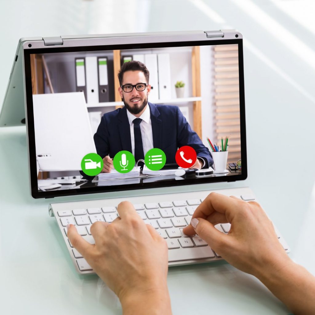 7 consejos para realizar una entrevista de trabajo por video llamada