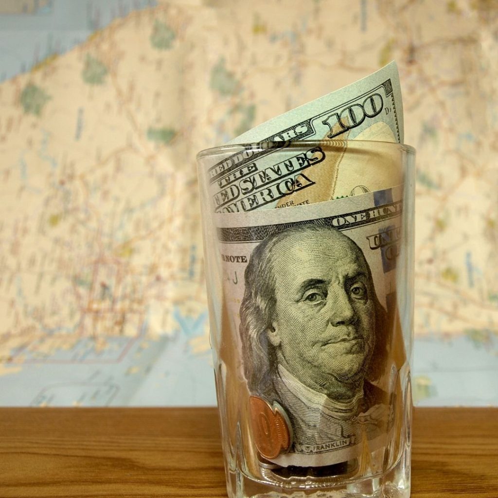 7 formas de ahorrar dinero mientras viajas